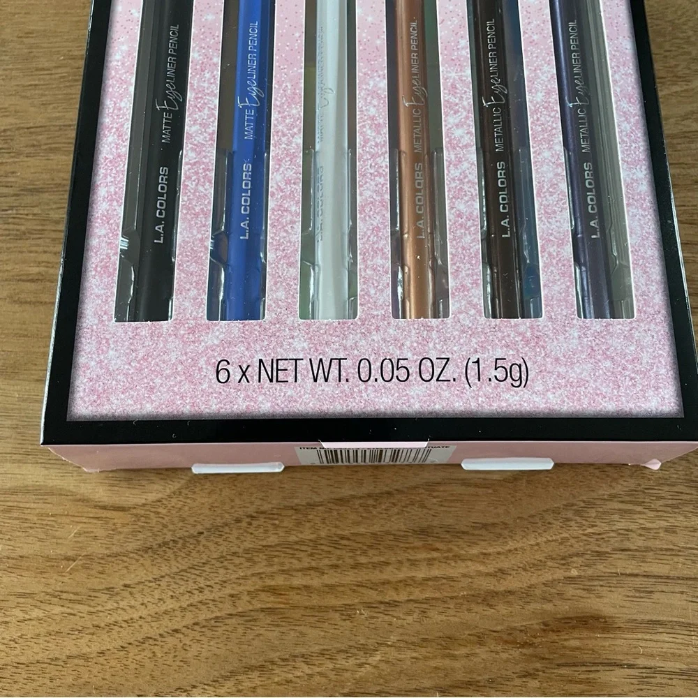 NIP L.A. Colors 7 piece eyeliner set